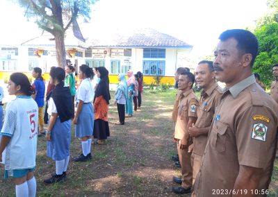 PEMDES Seriwau Mengikuti Latihan Maena Di Kantor Kecamatan Sawo
