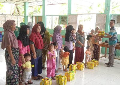 MAKANAN TAMBAHAN UNTUK BALITA (SUSU & TELUR)